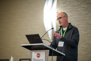 D85_3163-Enhanced-NR